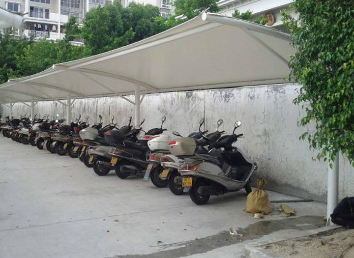 膜結(jié)構(gòu)電動(dòng)車雨篷